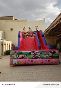 نطيطة زحليقة هوائية حمراء ميكي مقاس 5*4*7 متر رقم 431